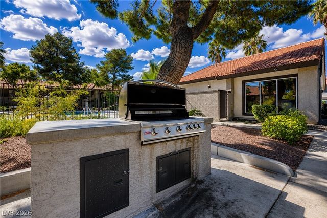 2606 South Durango Drive 280, Las Vegas, NV 89117