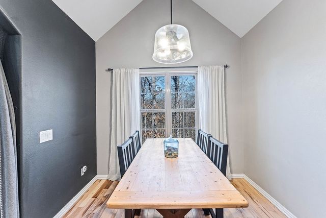 6 Burns Circle, Bella Vista, AR 72714