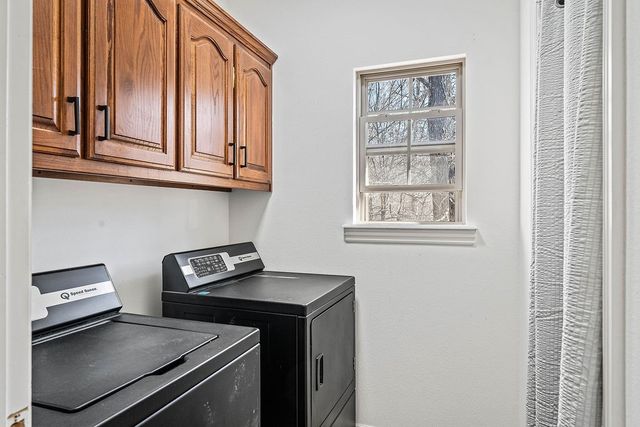 6 Burns Circle, Bella Vista, AR 72714