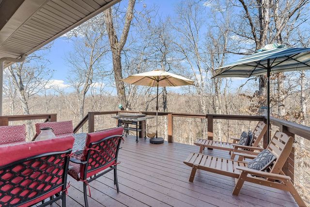 6 Burns Circle, Bella Vista, AR 72714