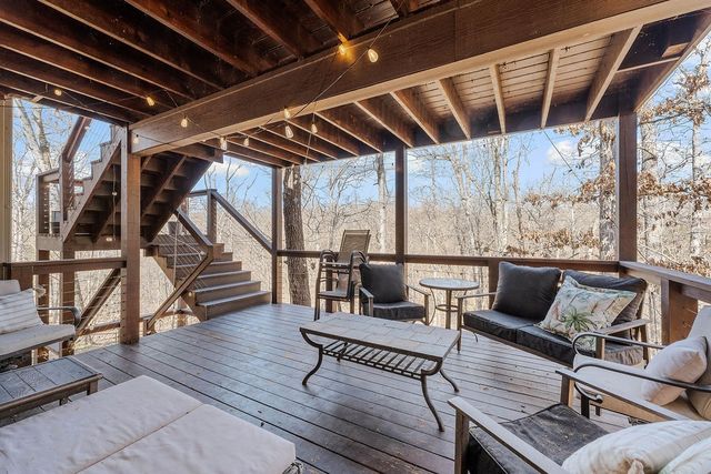 6 Burns Circle, Bella Vista, AR 72714