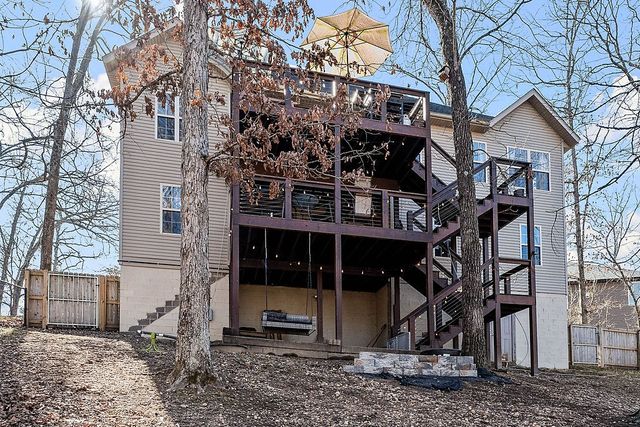 6 Burns Circle, Bella Vista, AR 72714