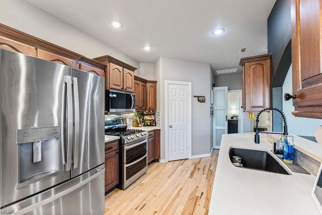 6 Burns Circle, Bella Vista, AR 72714