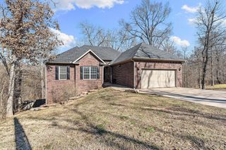 6 Burns Circle, Bella Vista, AR 72714