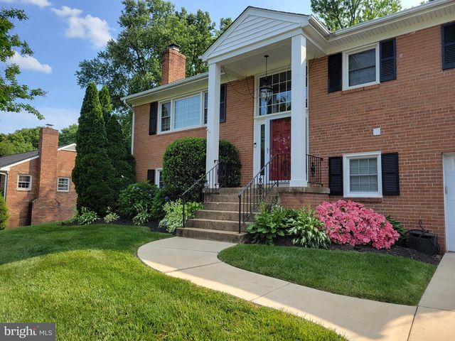 2820 ELSMORE ST, Fairfax, VA 22031