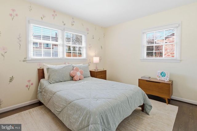 2820 ELSMORE ST, Fairfax, VA 22031