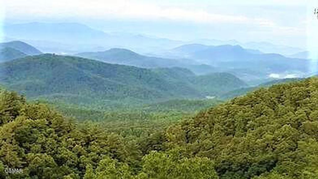 18,19,20 Red Maple Lane, Sevierville, TN 37876