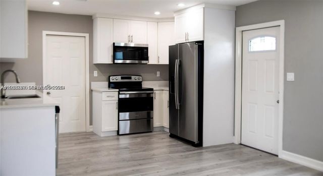 1881 NW 5th Ter 1881, Pompano Beach, FL 33060