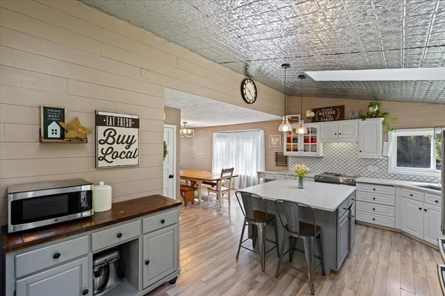 16825 N Day Mt. Spokane Rd, Greenbluff, WA 99021
