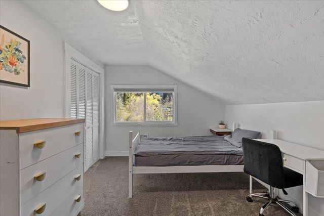 16825 N Day Mt. Spokane Rd, Greenbluff, WA 99021