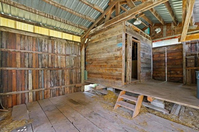16825 N Day Mt. Spokane Rd, Greenbluff, WA 99021