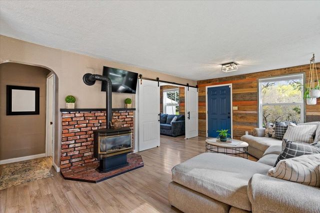16825 N Day Mt. Spokane Rd, Greenbluff, WA 99021