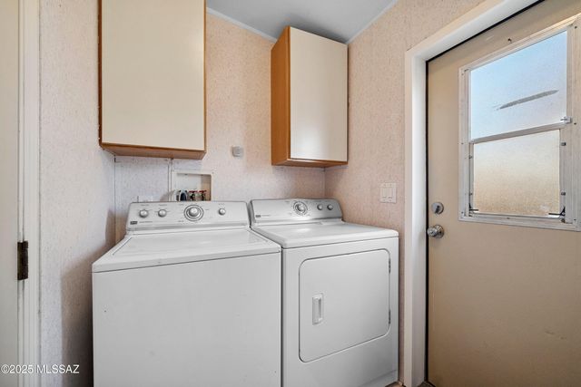 1074 N White Oak Place, Oracle, AZ 85623