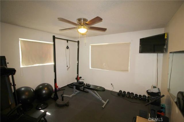 940 S Taylor, Hemet, CA 92543