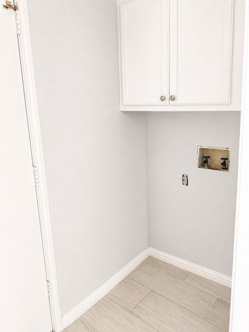 4301 Hudson Avenue, Grand Prairie, TX 75052