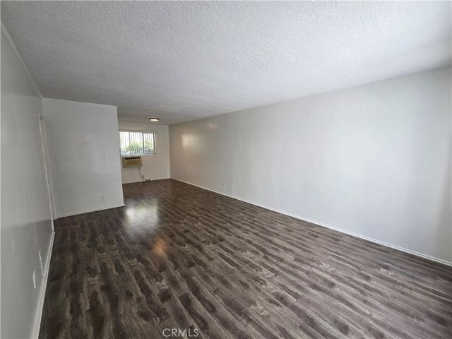 439 S Le Doux Road 2, Los Angeles, CA 90048
