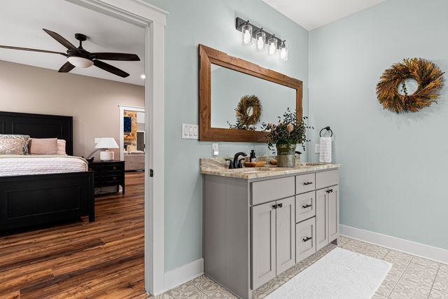 449 Lakeview Circle, Jefferson, TX 75657