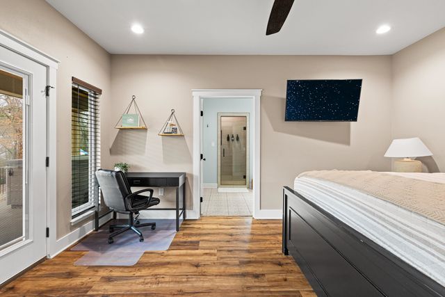 449 Lakeview Circle, Jefferson, TX 75657