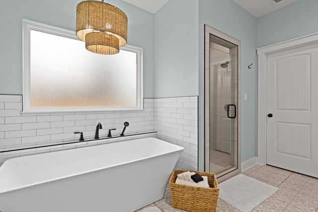 449 Lakeview Circle, Jefferson, TX 75657