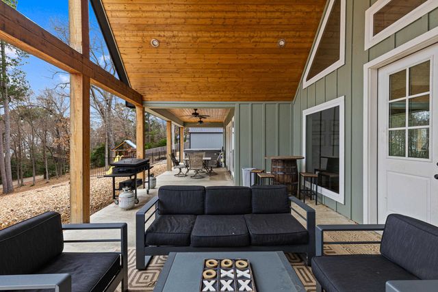 449 Lakeview Circle, Jefferson, TX 75657