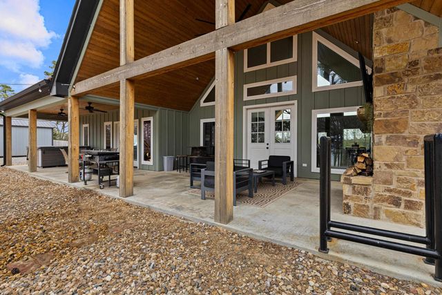 449 Lakeview Circle, Jefferson, TX 75657