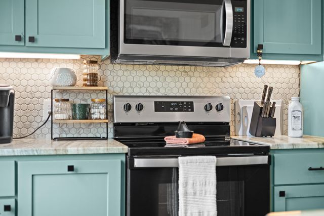 449 Lakeview Circle, Jefferson, TX 75657