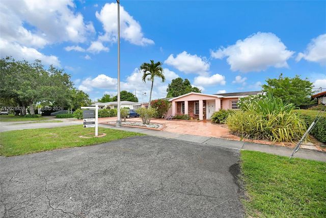1421 SW 92nd Ave, Miami, FL 33174