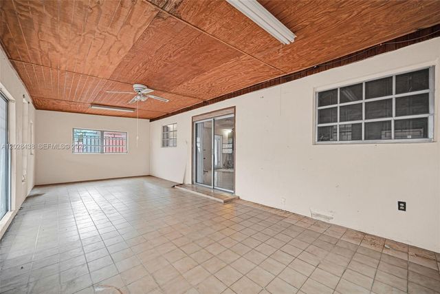 1421 SW 92nd Ave, Miami, FL 33174