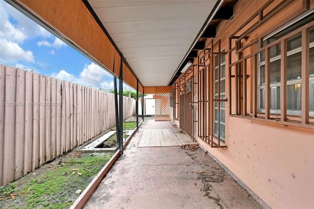 1421 SW 92nd Ave, Miami, FL 33174