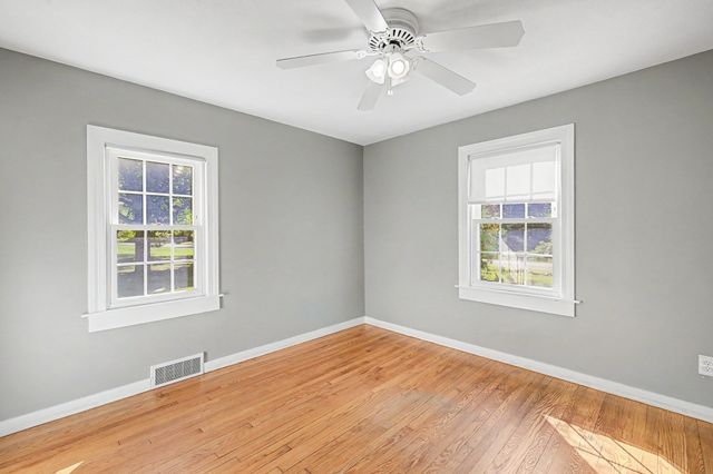 1161 E Mountain Rd, Westfield, MA 01085