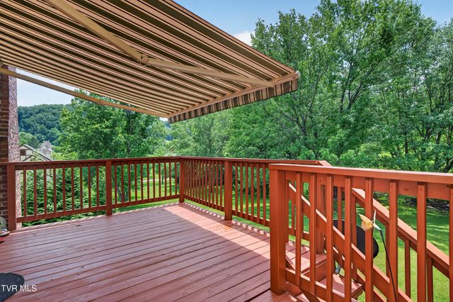 19368 Triple Crown Drive, Abingdon, VA 24211