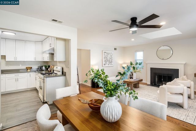 1801 Campbell Ave, San Leandro, CA 94577