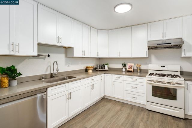 1801 Campbell Ave, San Leandro, CA 94577
