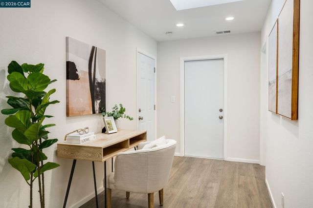 1801 Campbell Ave, San Leandro, CA 94577