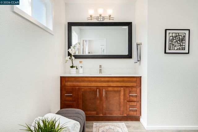 1801 Campbell Ave, San Leandro, CA 94577