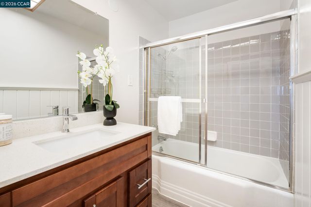 1801 Campbell Ave, San Leandro, CA 94577