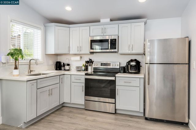 1801 Campbell Ave, San Leandro, CA 94577