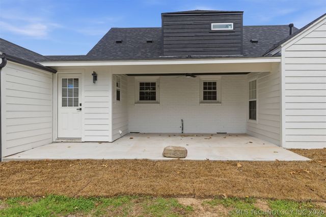 2538 E 17th Place, Tulsa, OK 74104