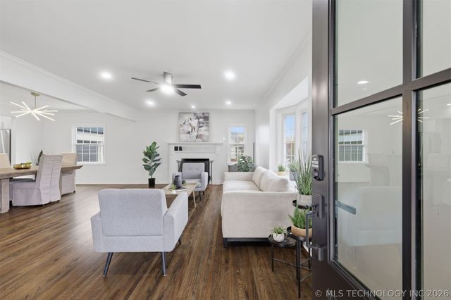 2538 E 17th Place, Tulsa, OK 74104