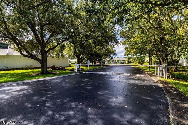 13724 Thatcher CT 1, Fort Myers, FL 33919
