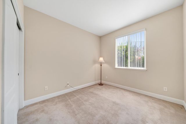 3120 Queens Gate Ln, Modesto, CA 95355