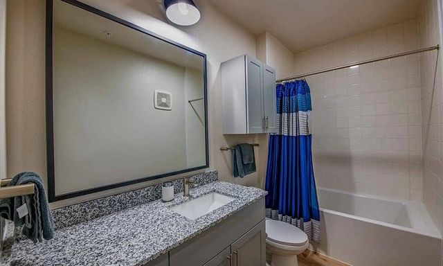 2232 Empire Central Drive 128, Dallas, TX 75235