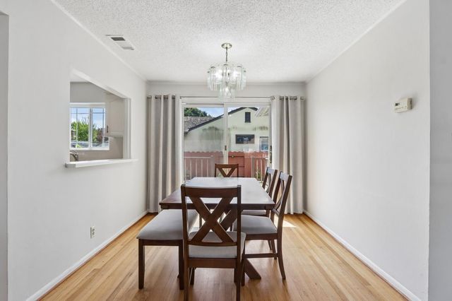 886 Via Manzanas, San Lorenzo, CA 94580