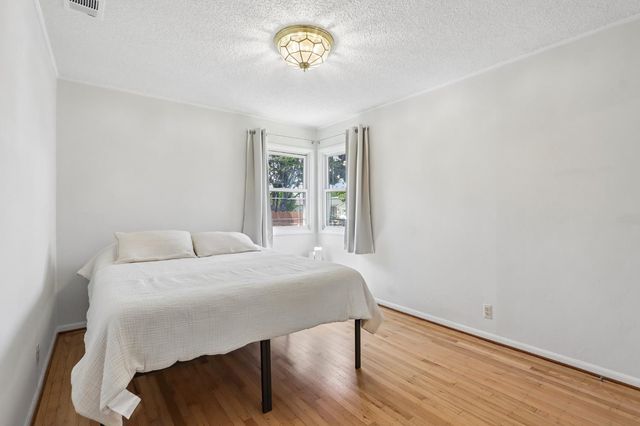 886 Via Manzanas, San Lorenzo, CA 94580
