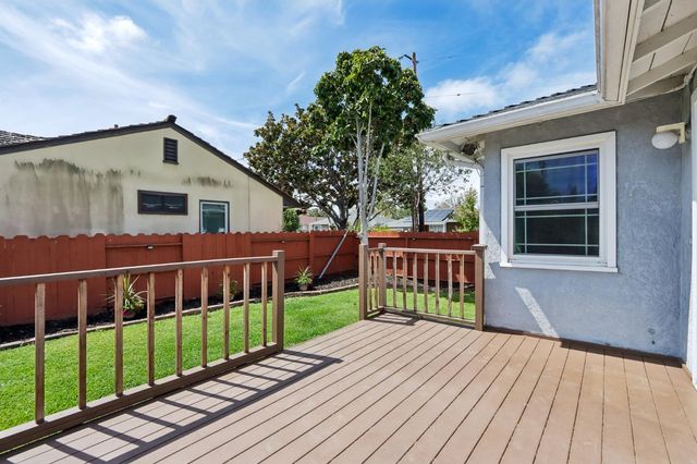 886 Via Manzanas, San Lorenzo, CA 94580
