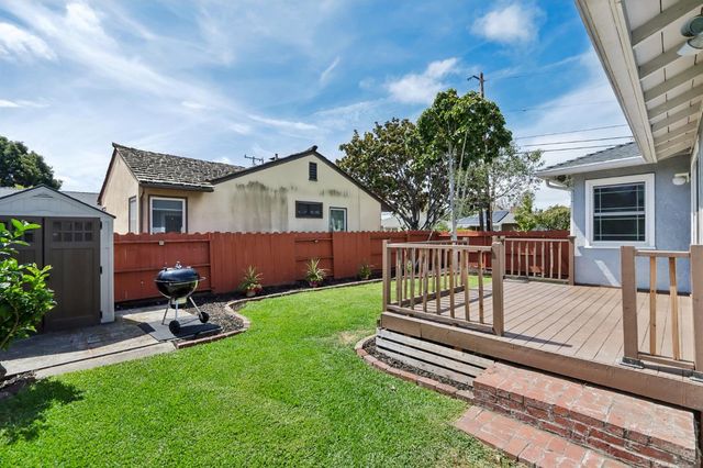 886 Via Manzanas, San Lorenzo, CA 94580