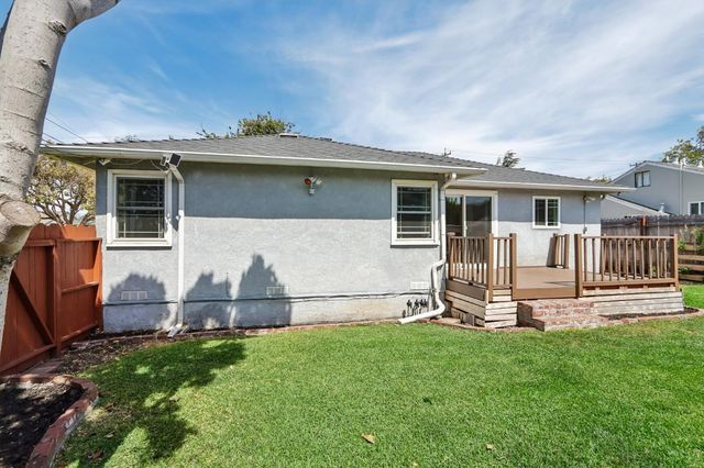 886 Via Manzanas, San Lorenzo, CA 94580
