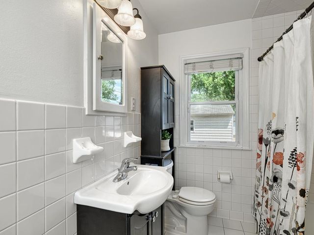 7329 3rd Avenue S, Richfield, MN 55423
