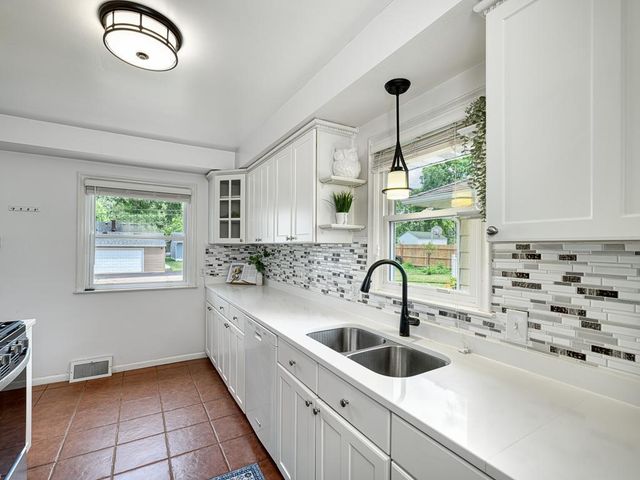 7329 3rd Avenue S, Richfield, MN 55423