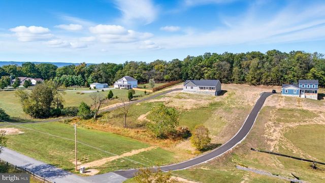 607 SLONAKER LN, Martinsburg, WV 25405